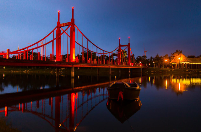 好运桥夜景.png
